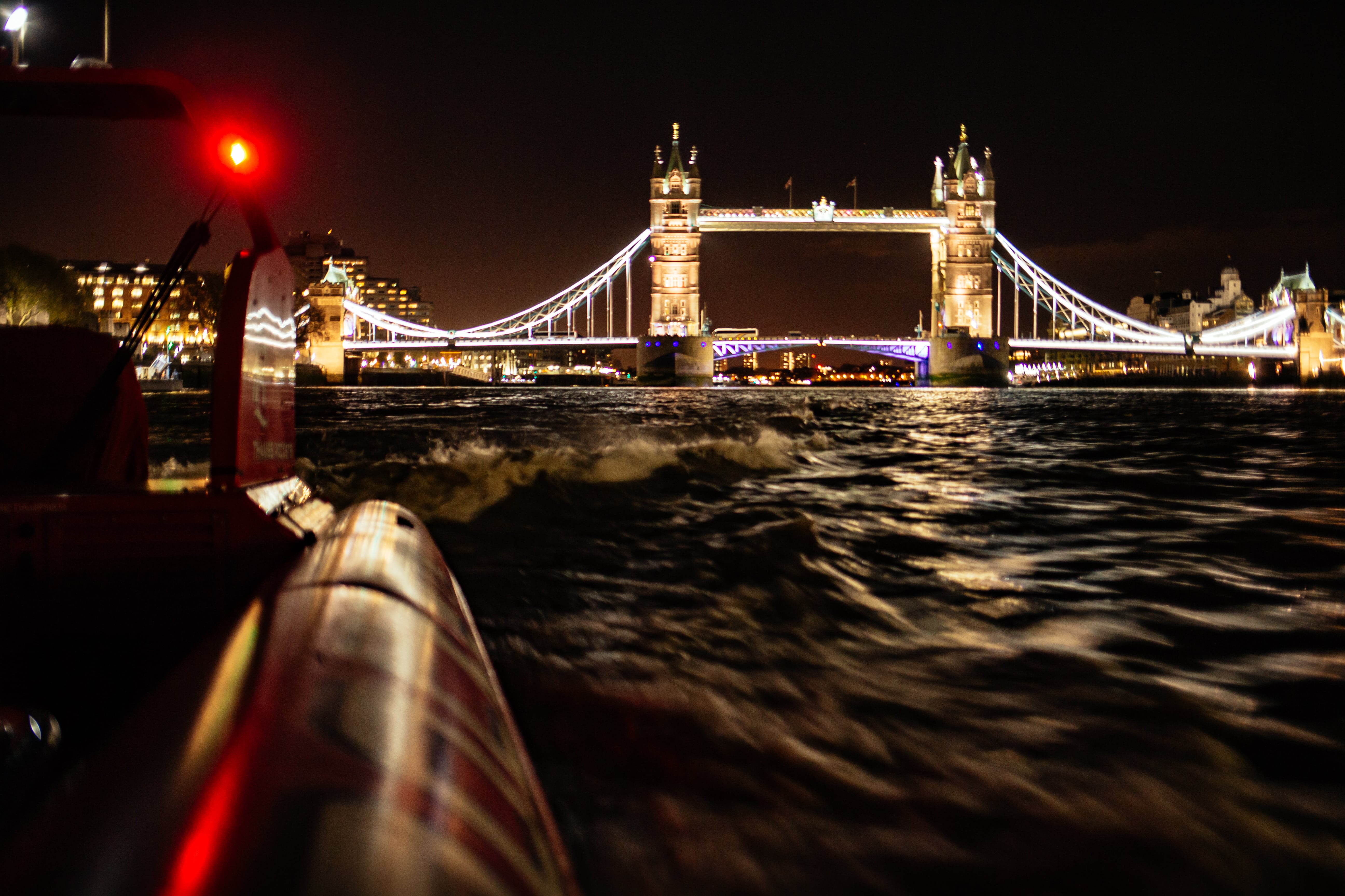 London New Year's Eve Speedboat